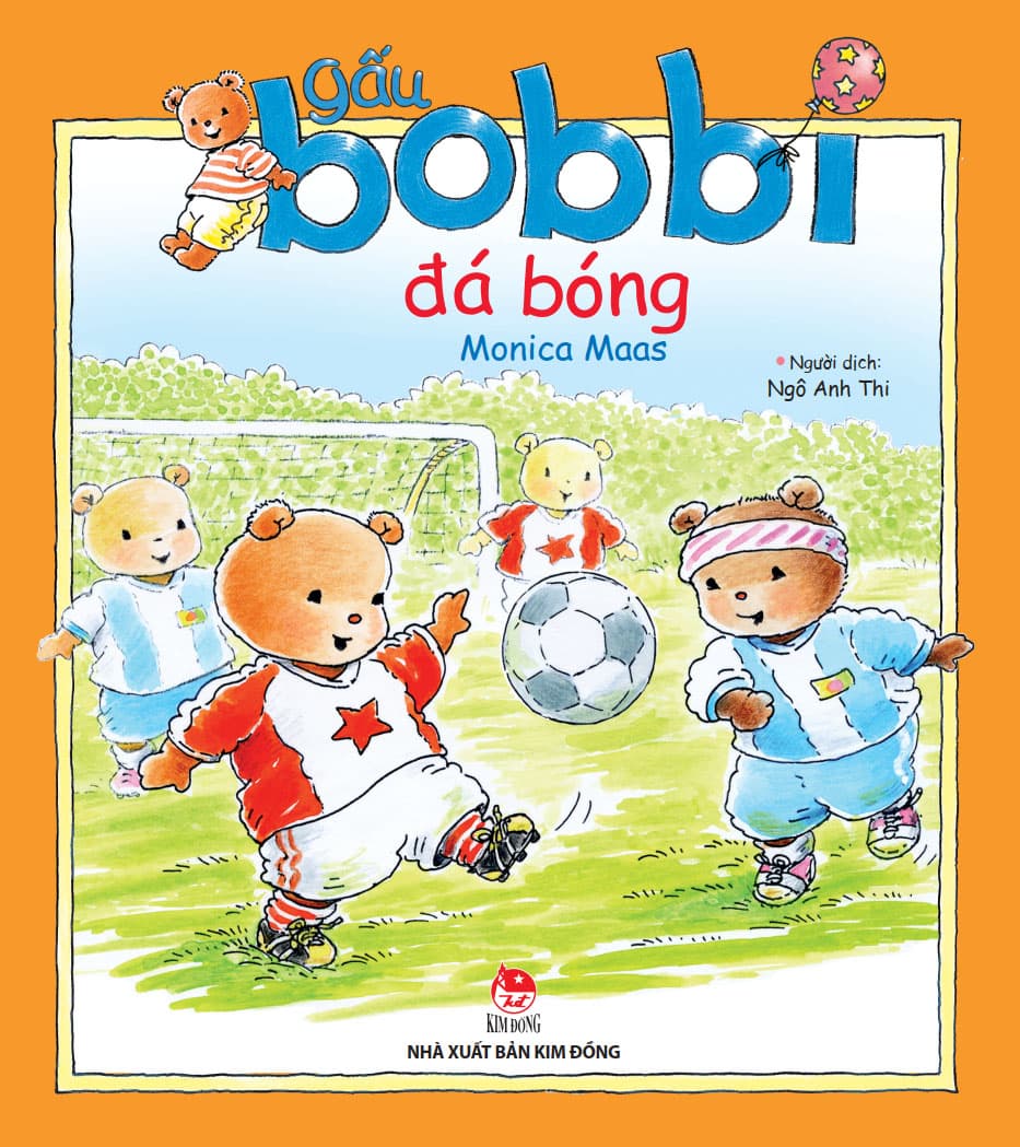 Gấu Bobbi Đá Bóng - Monica Maas