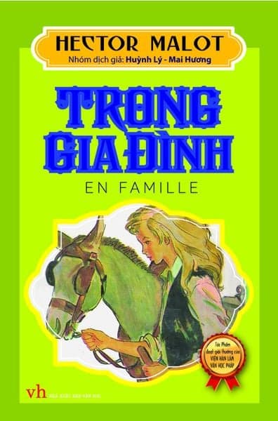 Trong Gia Đình (Bìa Cứng)