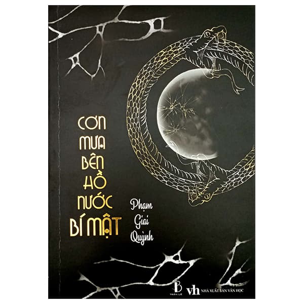 Sách Cơn Mưa Bên Hồ Nước Bí Mật - Phạm Giai Quỳnh