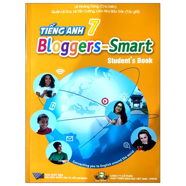 Sách Tiếng Anh 7 - Bloggers - Smart - Student's Book (2022) - Nhiều Tác Giả