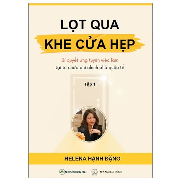 Sách Lọt Qua Khe Cửa Hẹp