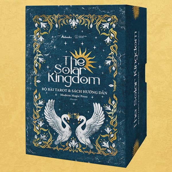 Sách Boxset The Solar Kingdom Việt Hóa (Bộ Bài + Sách Hướng Dẫn)
