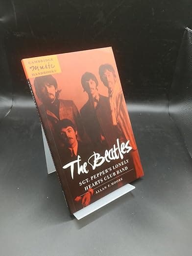 The Beatles: Sgt. Pepper's Lonely Hearts Club Band (Cambridge Music Handbooks) (Volume 0) - The Beatles