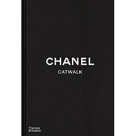 Artbook - Sách Tiếng Anh - Chanel Catwalk - Ume Chan