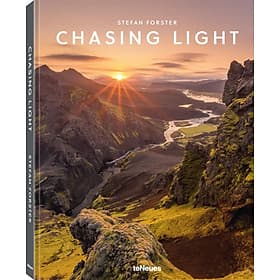 Chasing Light - Artbook